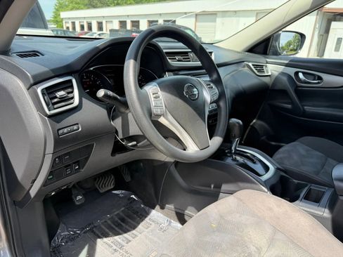 Used 2016 Nissan Rogue S AWD/4WD image 17