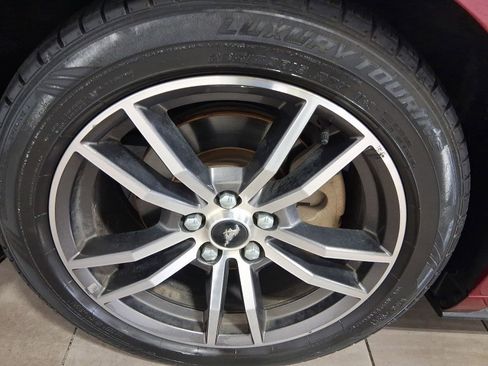 Used 2017 Ford Mustang Premium RWD image 10