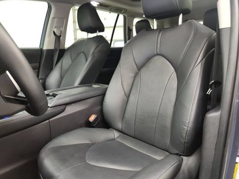 Used 2025 Toyota Grand Highlander AWD image 15