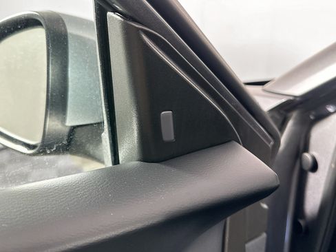 Used 2024 Nissan Sentra S FWD image 16