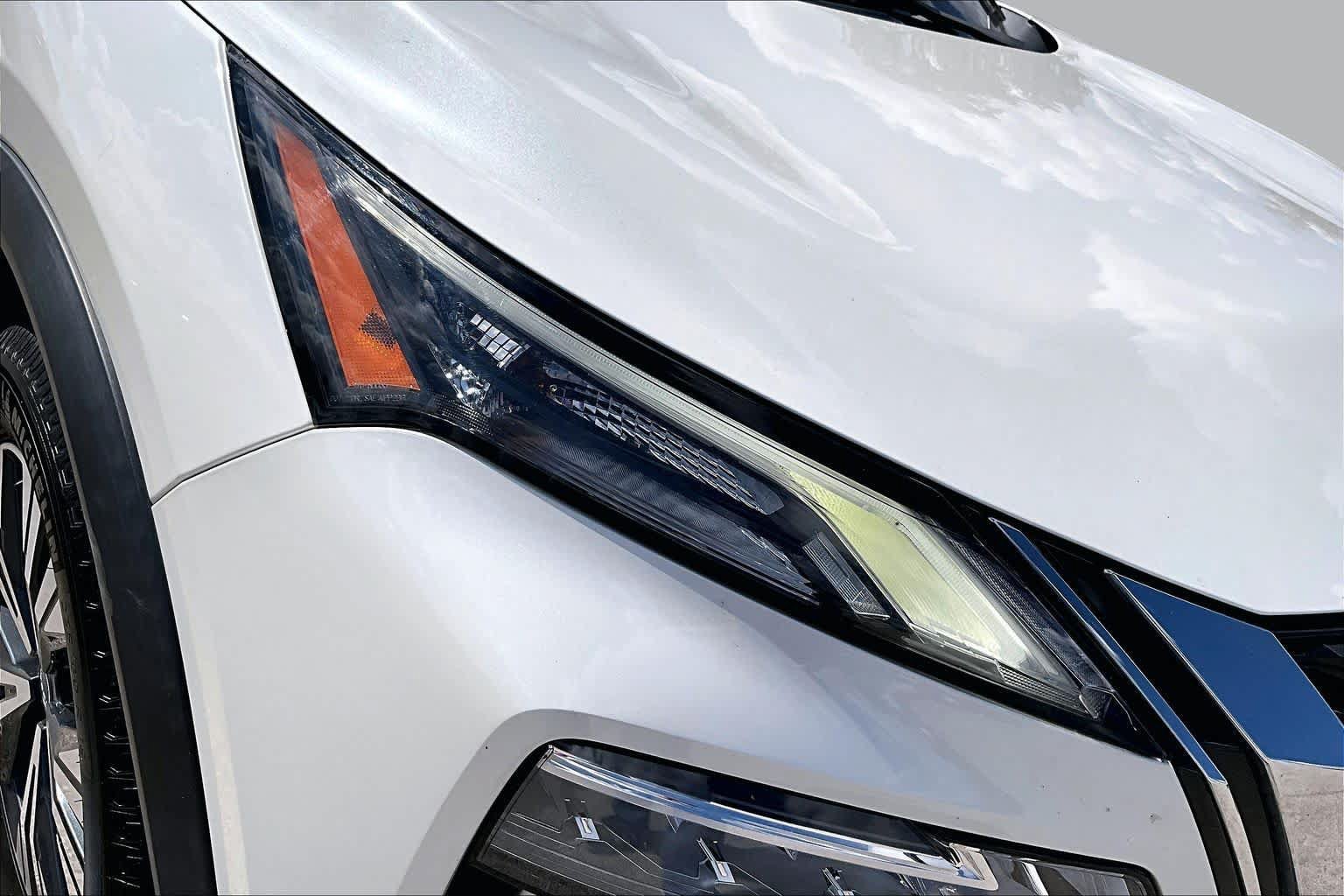 Used 2022 Nissan Rogue SV FWD image 28