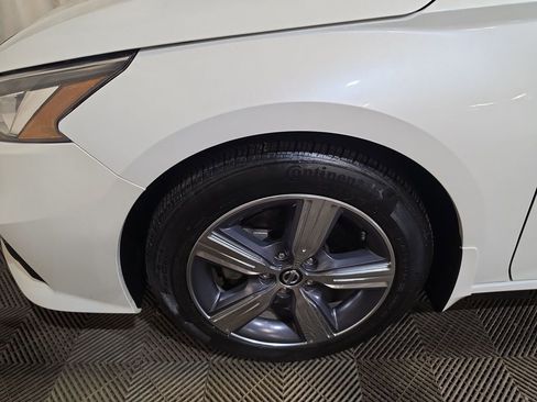 Used 2022 Nissan Altima 2.5 SL FWD image 19