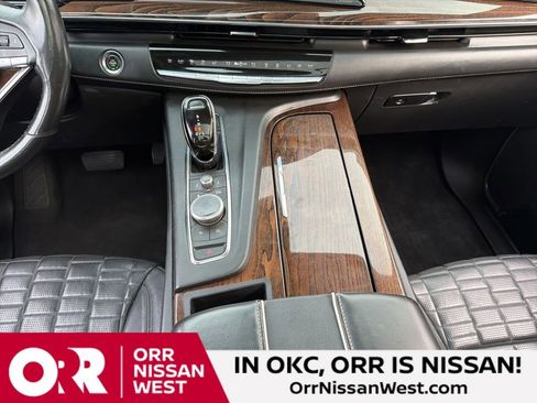 Used 2021 Cadillac Escalade ESV Premium Luxury Platinum image 26