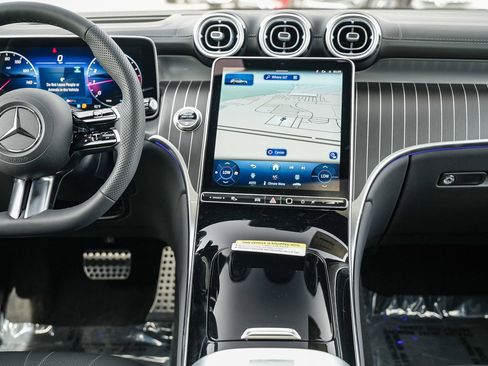 New 2026 Mercedes-Benz GLC 300 4MATIC image 13