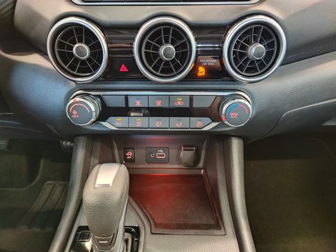 Used 2025 Nissan Sentra S FWD image 22