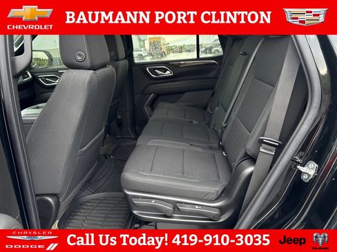Used 2022 GMC Yukon SLE w/ Gmc Pro Safety Plus Package AWD/4WD image 26