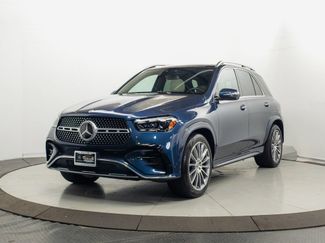 Used 2024 Mercedes-Benz GLE 450e 4MATIC w/ AMG Line Exterior video 3