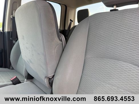 Used 2016 RAM 2500 Tradesman w/ Chrome Appearance Group AWD/4WD image 16