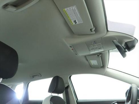 New 2026 Volkswagen Taos S image 18