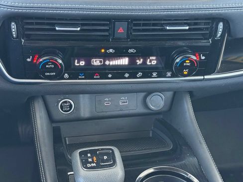 Used 2022 Nissan Rogue SL w/ SL Premium Package FWD image 30