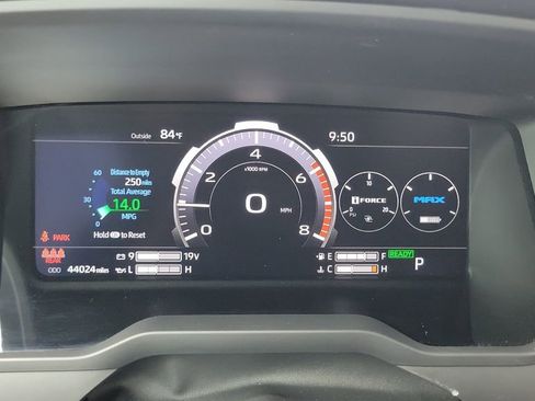 Used 2024 Toyota Tundra Limited AWD/4WD image 24