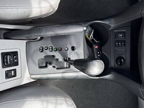 Used 2012 Toyota RAV4 Limited w/ Premium Plus Value Pkg AWD/4WD image 29