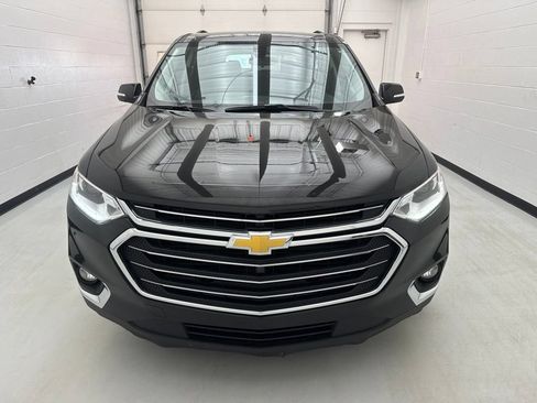 Used 2019 Chevrolet Traverse LT w/ LPO, Cargo Package AWD/4WD image 2