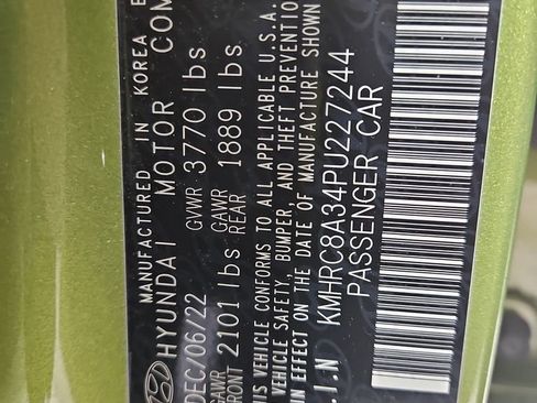 Certified 2023 Hyundai Venue SEL FWD image 29