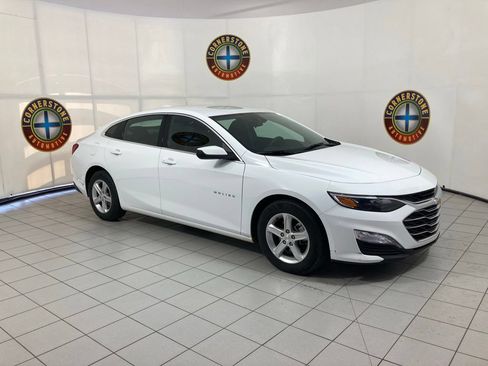 Used 2024 Chevrolet Malibu LT FWD image 19