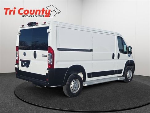 Used 2023 RAM ProMaster 2500 image 8