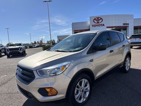 Used 2017 Ford Escape S image 1