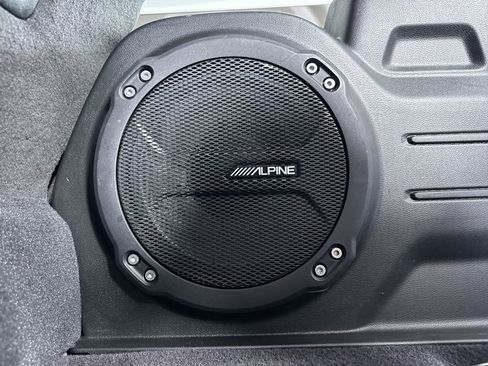 Used 2023 Jeep Wrangler Unlimited w/ Cold Weather Group AWD/4WD image 22