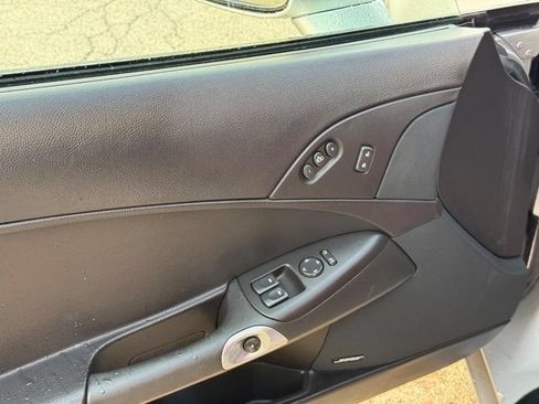 Used 2006 Chevrolet Corvette Z06 w/ Preferred Equipment Group RWD image 17