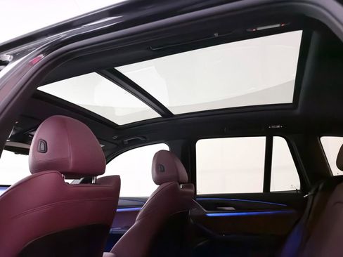 Used 2022 BMW X3 xDrive30i w/ Premium Package image 23