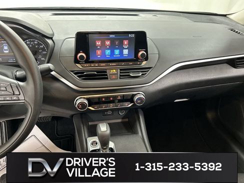 Used 2023 Nissan Altima 2.5 S FWD image 16