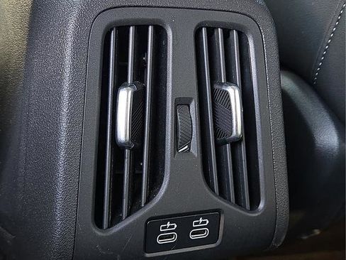 Used 2025 BMW X1 xDrive28i image 18