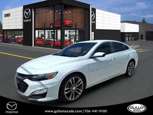 Used 2022 Chevrolet Malibu LT FWD image 1