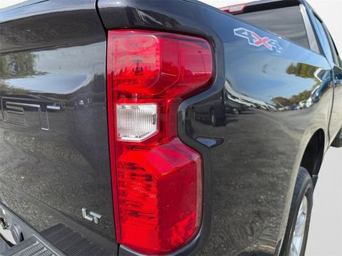 Used 2023 Chevrolet Silverado 1500 LT w/ Protection Package image 18