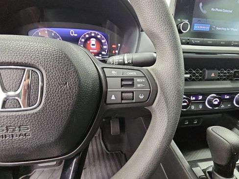 Used 2025 Honda Accord SE image 24