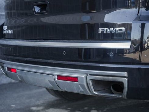 Used 2016 GMC Acadia Denali image 11