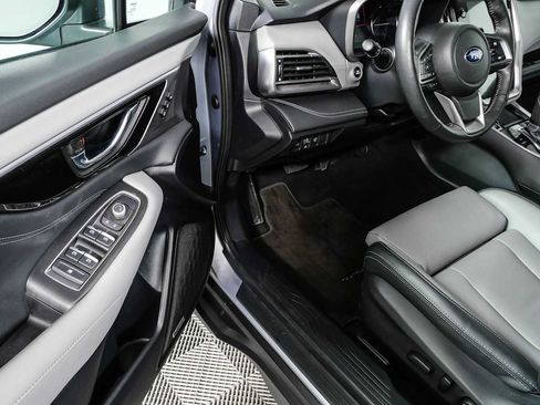 Used 2024 Subaru Outback Limited AWD/4WD image 12