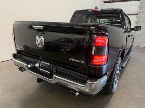 Used 2019 RAM 1500 Laramie AWD/4WD image 8