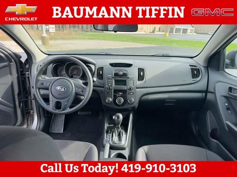 Used 2012 Kia Forte EX FWD image 17