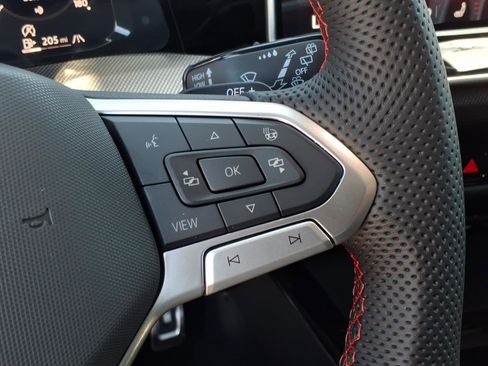 New 2026 Volkswagen GTI SE FWD image 19