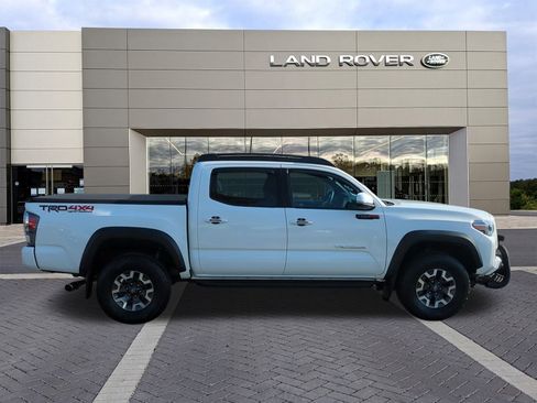 Used 2021 Toyota Tacoma SR image 4