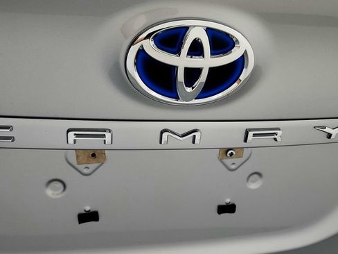 Used 2024 Toyota Camry XSE w/ Navigation Package FWD image 13