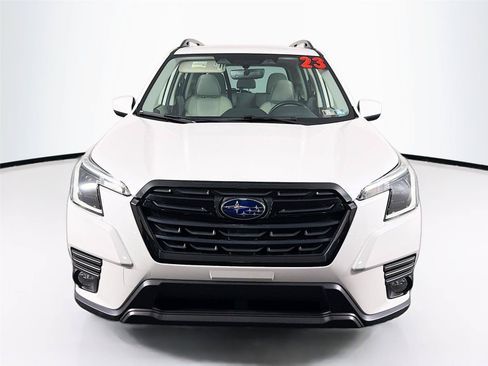 Used 2023 Subaru Forester Premium AWD/4WD image 6