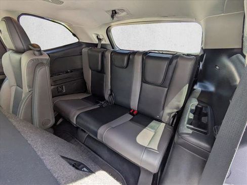 Used 2022 Subaru Ascent Onyx Edition AWD/4WD image 13