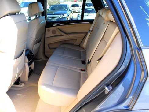 Used 2012 BMW X5 xDrive50i image 19