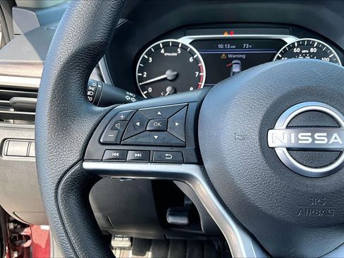 Used 2025 Nissan Altima 2.5 SV FWD image 24
