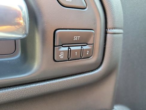 Used 2022 Chevrolet Silverado 2500 LTZ w/ LTZ Plus Package AWD/4WD image 12