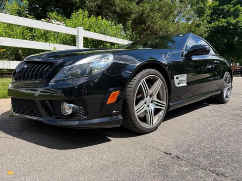 Used 2011 Mercedes-Benz SL 63 AMG image 12