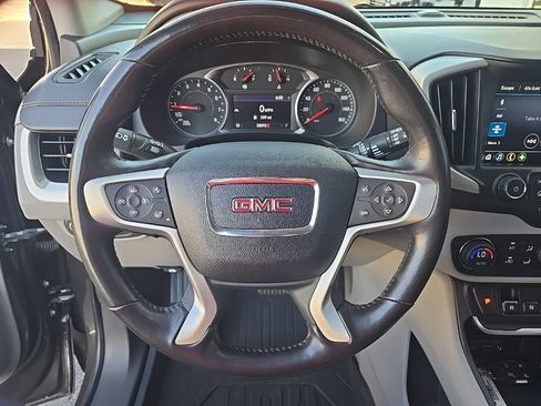Used 2019 GMC Terrain SLT w/ Preferred Package FWD image 19