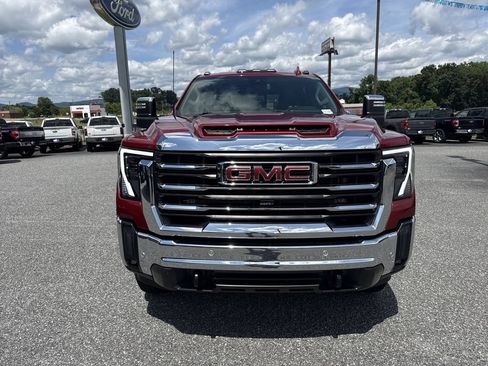 Used 2024 GMC Sierra 2500 SLT w/ SLT Premium Package AWD/4WD image 2