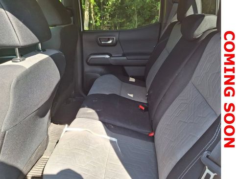 Used 2023 Toyota Tacoma TRD Sport AWD/4WD image 9