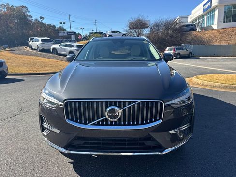Certified 2023 Volvo XC60 B5 Plus w/ Protection Package Premier image 10