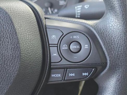 Used 2023 Toyota Corolla LE FWD image 13