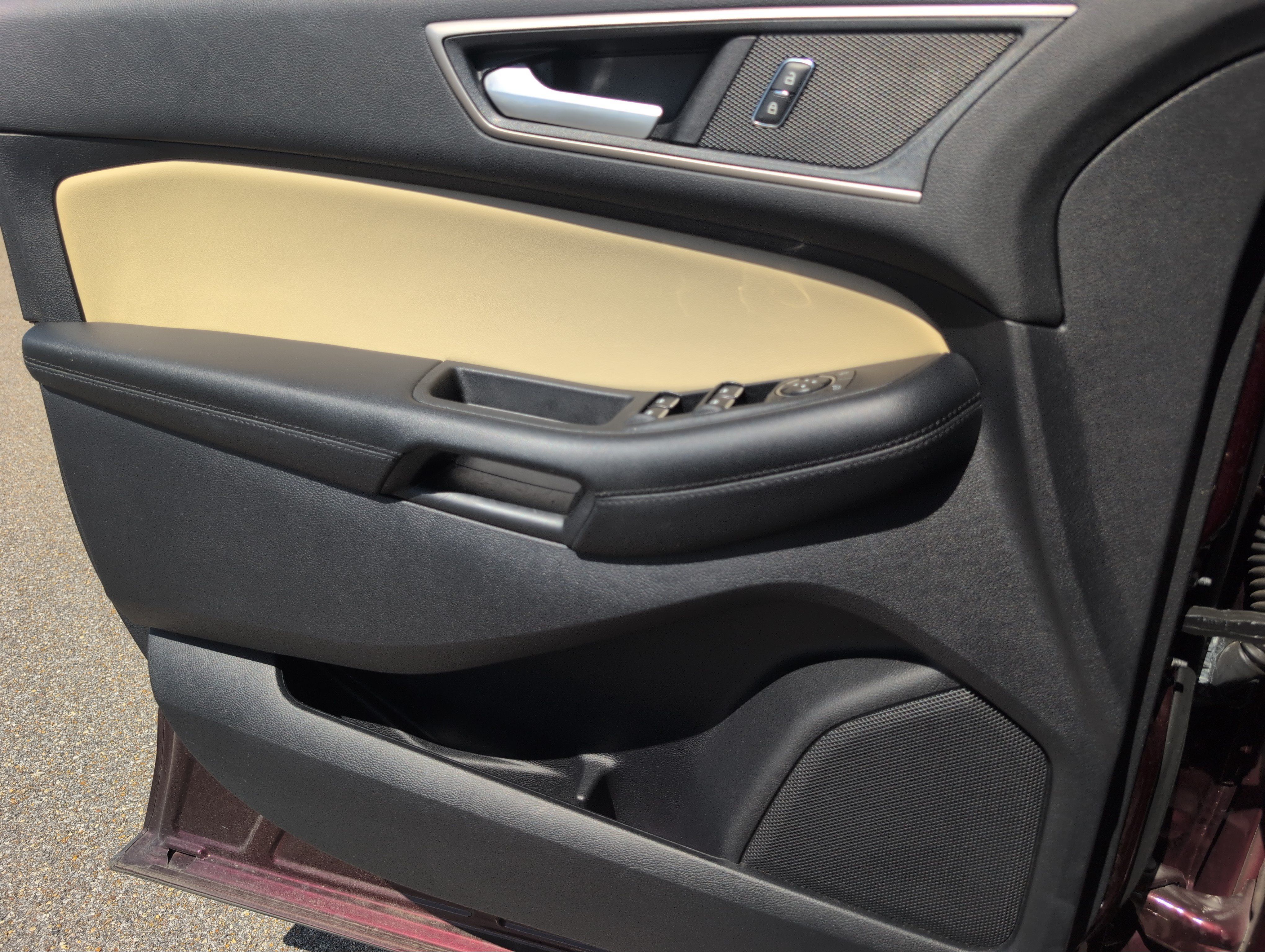 Used 2022 Ford Edge SEL w/ Convenience Package AWD/4WD image 15