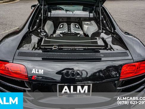 Used 2011 Audi R8 V10 image 15