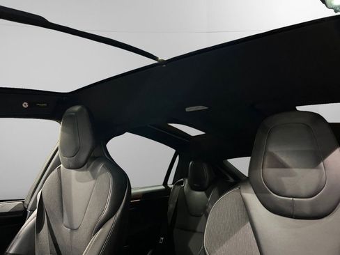 Used 2018 Tesla Model X 75D image 36